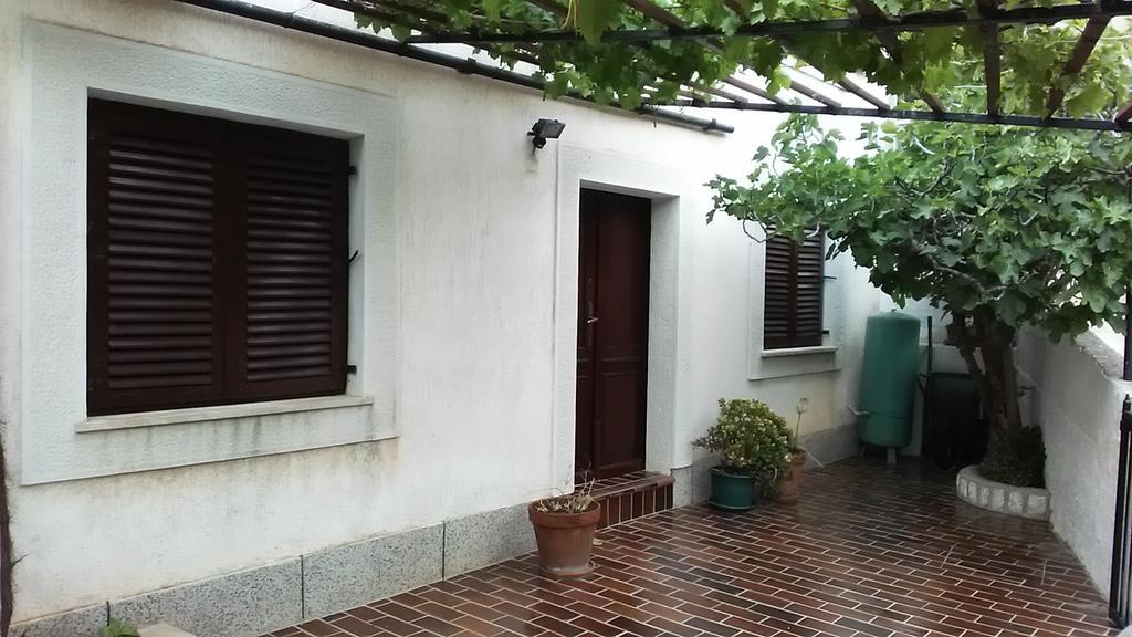 Apartman Legac Starigrad  Εξωτερικό φωτογραφία
